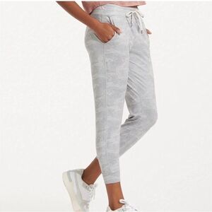 Vuori Light Gray Women's Jogger Pants